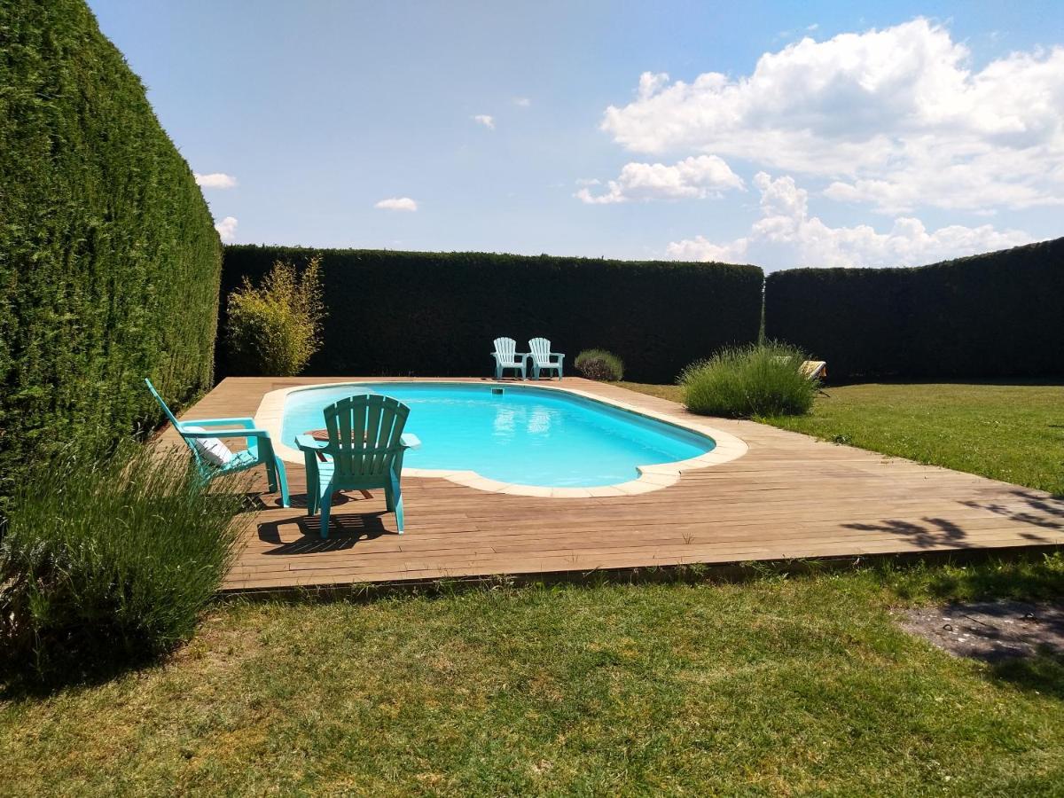 Les Bessonnes Bed & Breakfast Saint-Georges-Haute-Ville Екстериор снимка