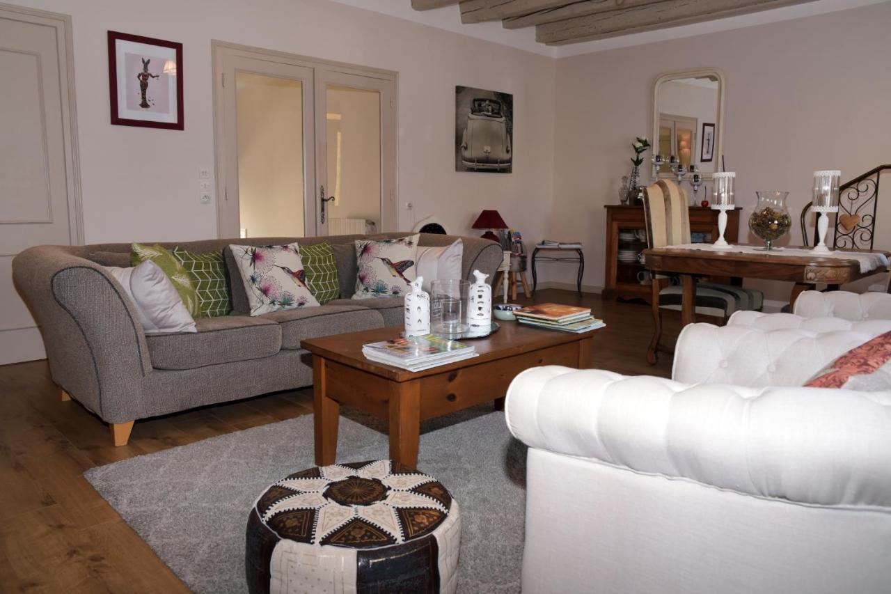 Les Bessonnes Bed & Breakfast Saint-Georges-Haute-Ville Екстериор снимка